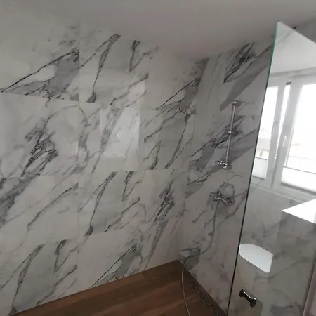 Letni Apartment *